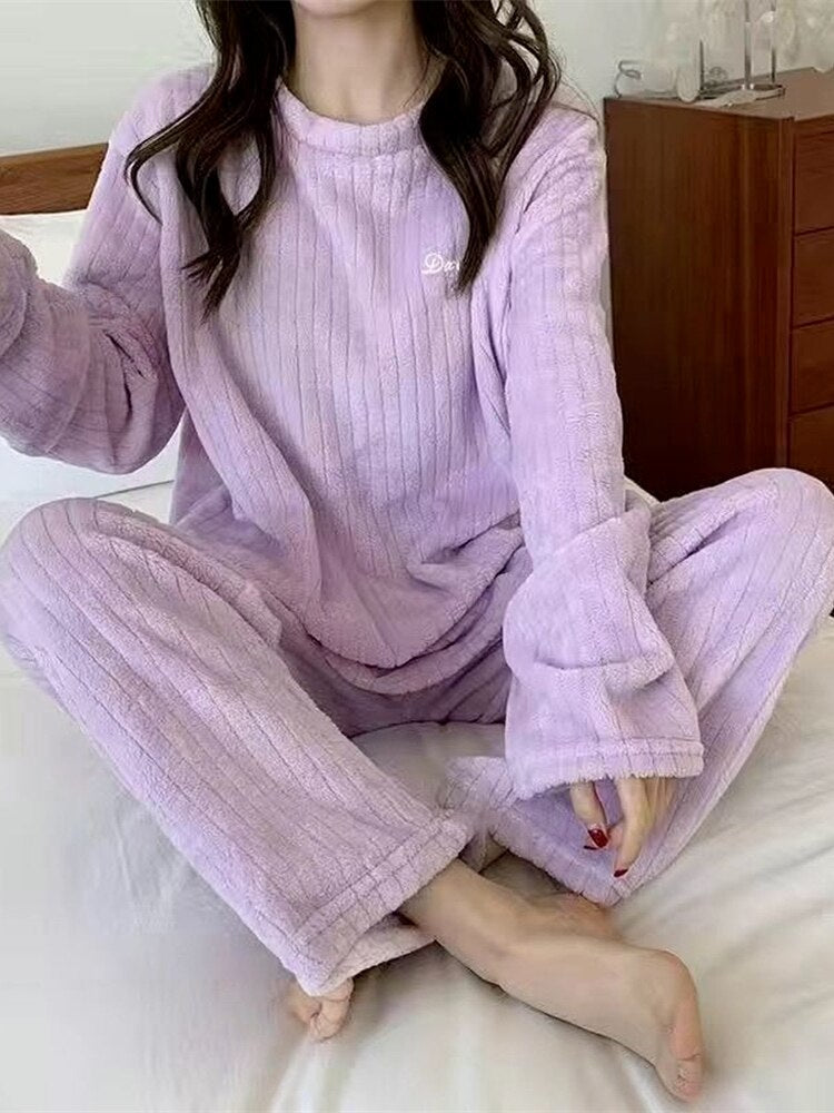 Winter Soft Velvet Pajamas Set